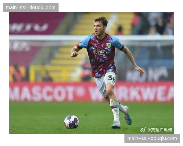 伯恩利0-2不敌卢顿，保级希望愈加渺茫