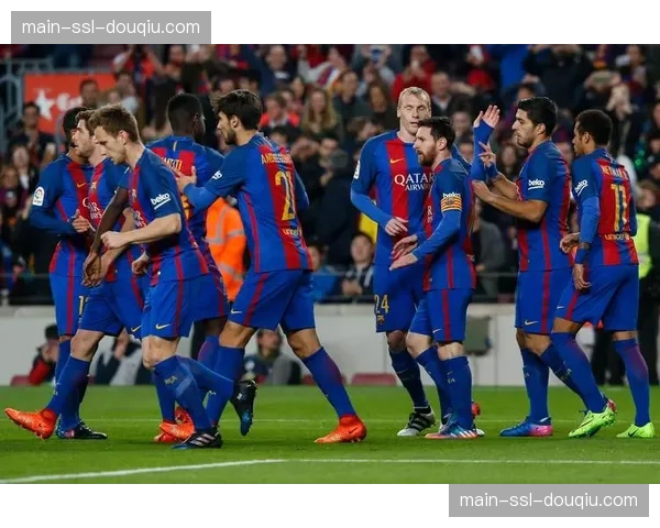 官方公告：西甲联盟就格拉纳达对阵奥萨苏纳赛中的种族歧视事件展开调查。