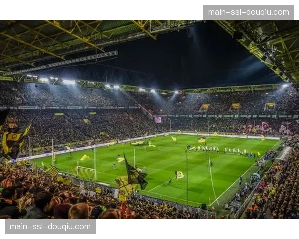 “足球公园”项目在慕尼黑启动,提供免费社区足球场地 “足球公园”项目在慕尼黑启动,提供免费社区足球场地